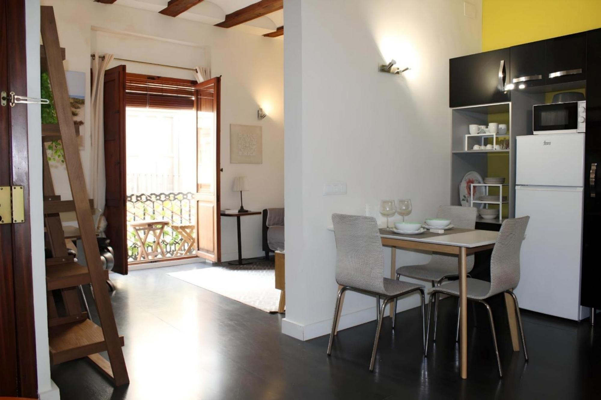 Apartamento Reformado Cerca De La Plaza Redonda Valencia Exteriör bild