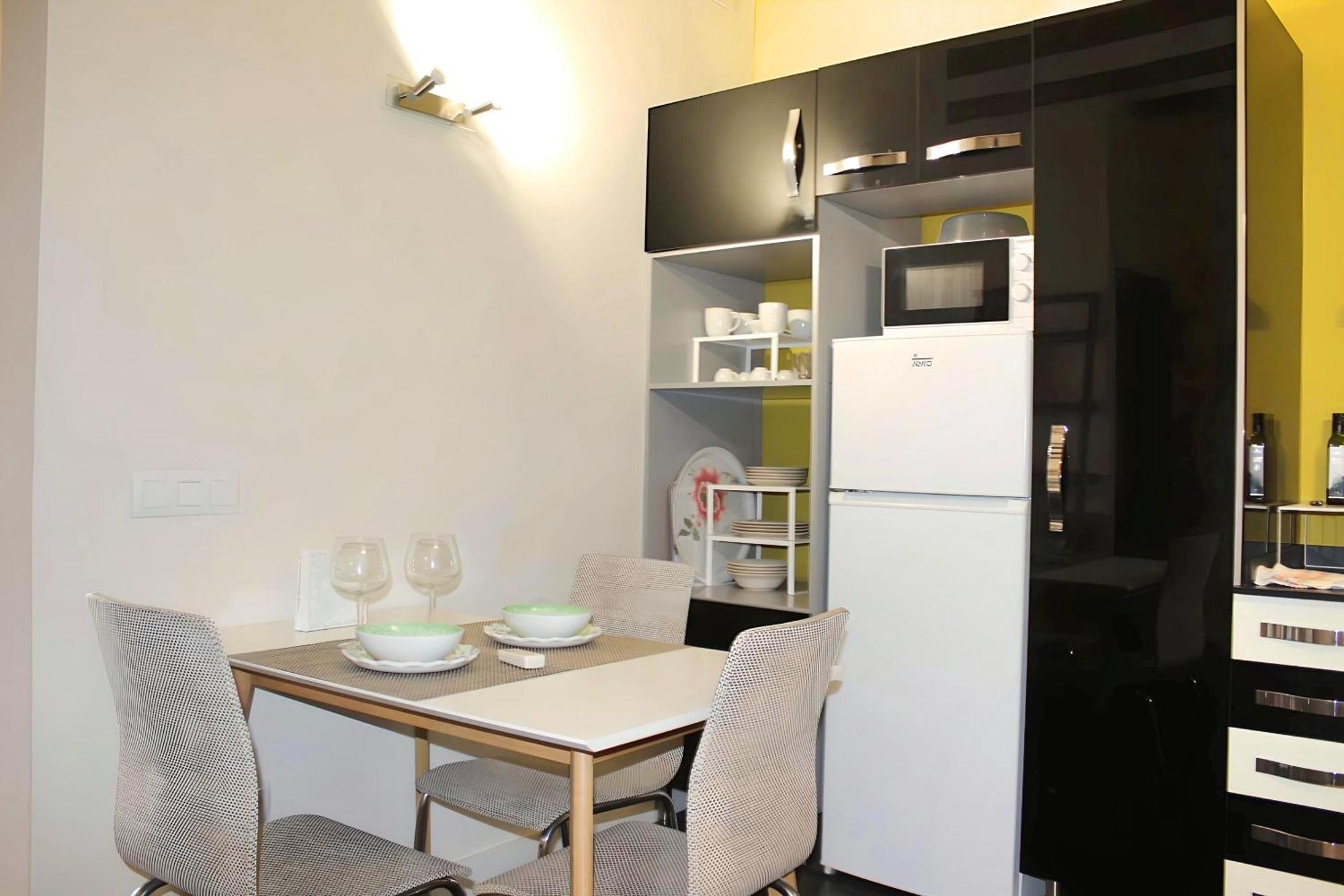Apartamento Reformado Cerca De La Plaza Redonda Valencia Exteriör bild
